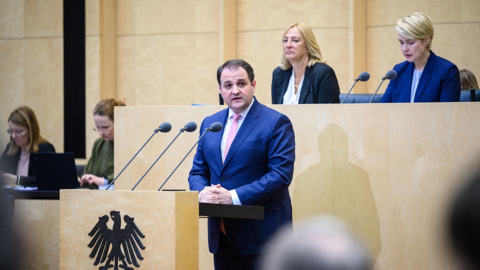 Minister Liminski im Bundesrat