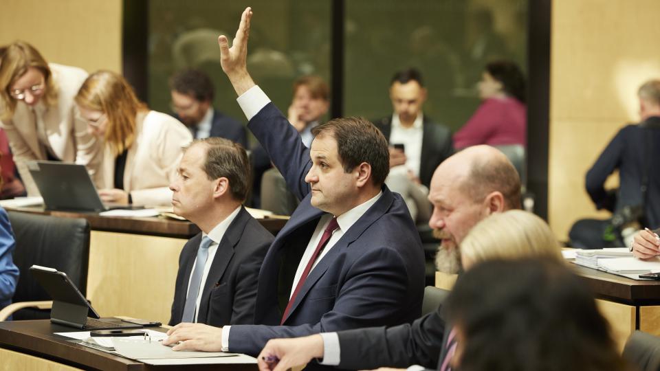 1043. Bundesrat Abstimmung, Minister Liminski